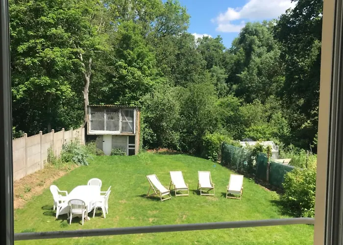 Belle Maison 5 Au Coeur De La Vallee Du Cens 度假居 *